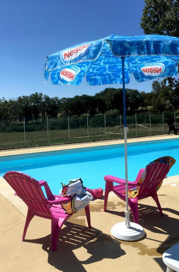 Camping Des Papillons Lalizolle Exterior foto